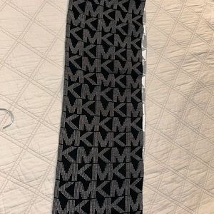Michael Kors scarf
